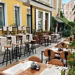 Apartment Moreto *